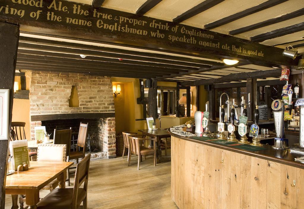 Swan Hotel By Greene King Inns Thaxted ภายนอก รูปภาพ