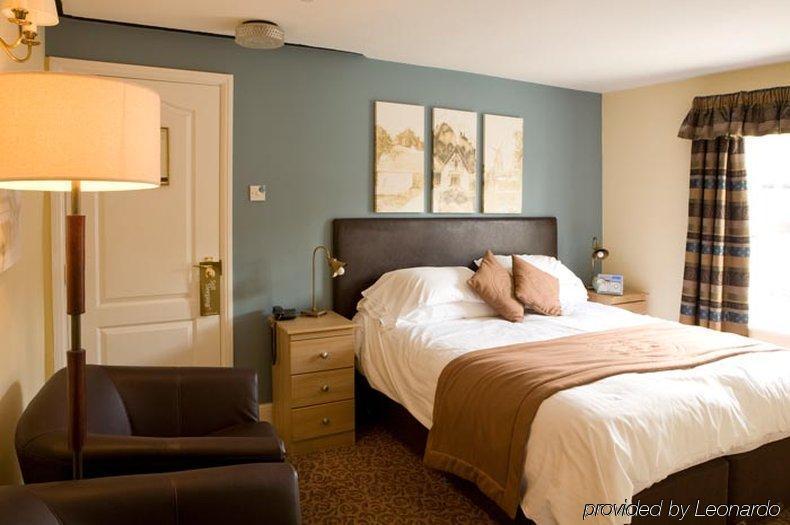Swan Hotel By Greene King Inns Thaxted ภายนอก รูปภาพ