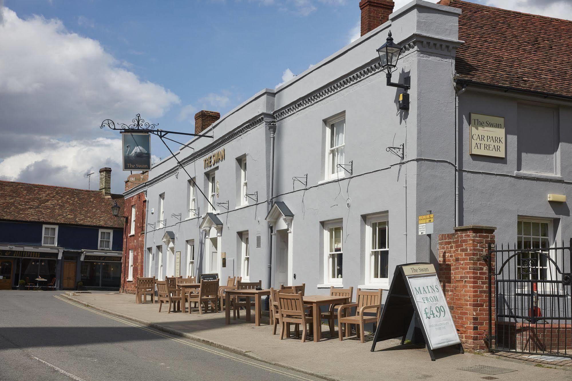 Swan Hotel By Greene King Inns Thaxted ภายนอก รูปภาพ